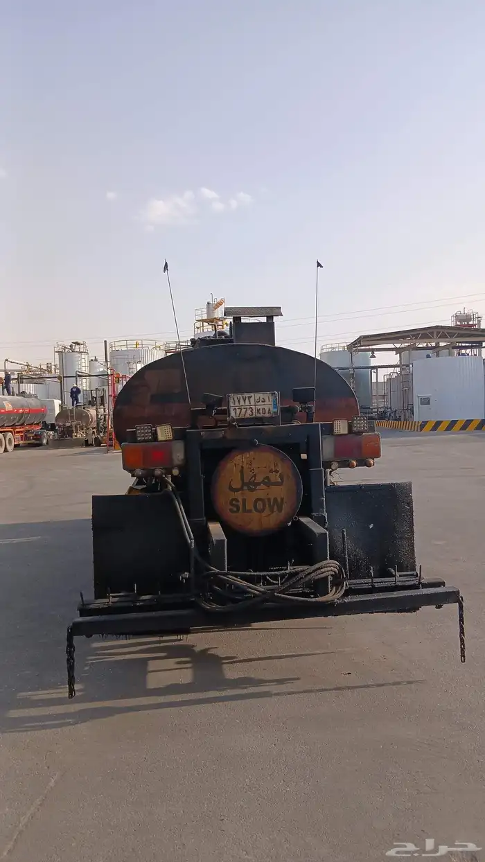 للبيع دينا ايسوزو مديل 2008مشدوده وايت اسفلت قار سياره نضيفه 3