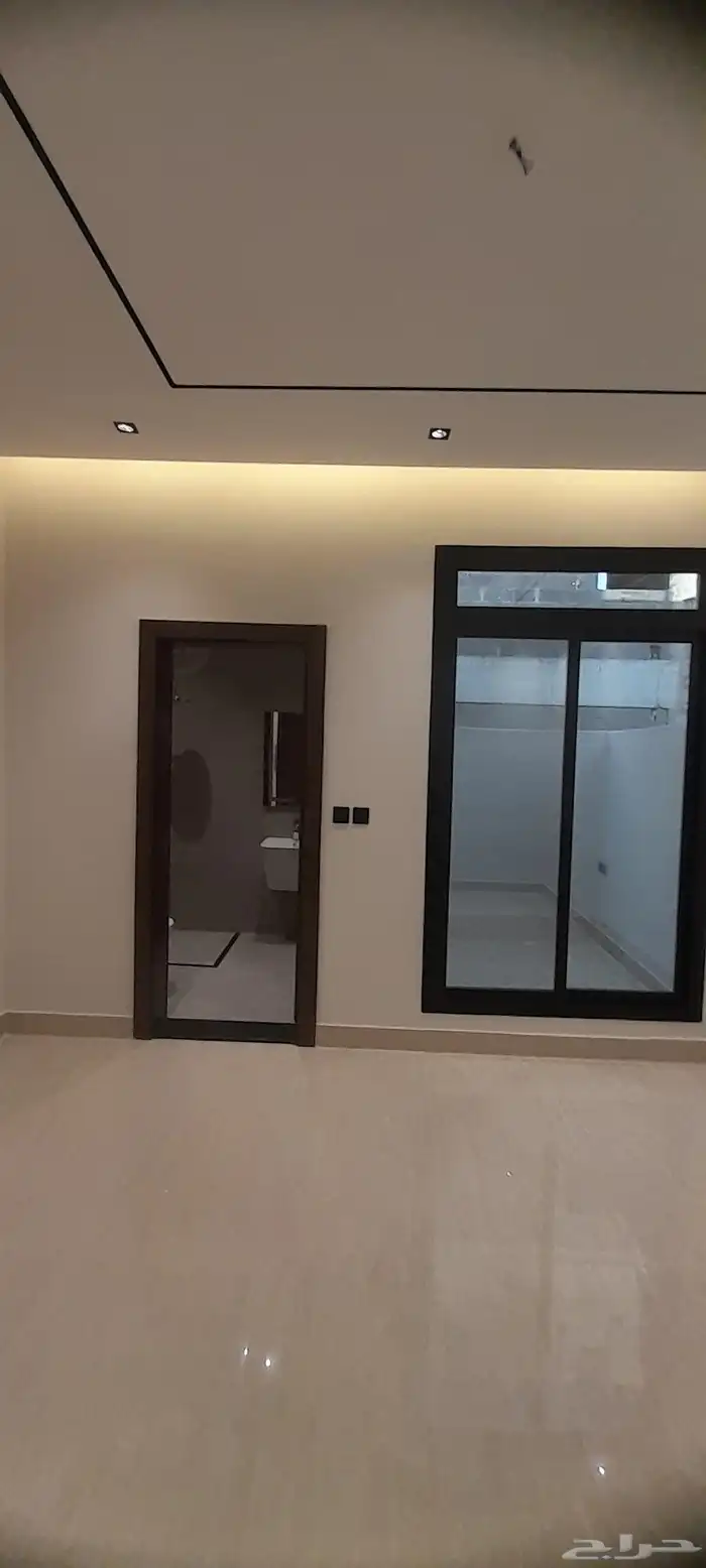للبيع فيله 6