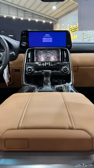 لكزس - LX600 BB - بريمي - 2025 8