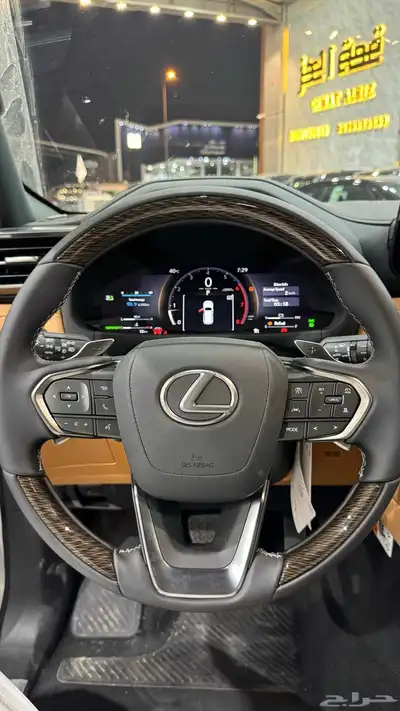 لكزس - LX600 BB - بريمي - 2025 15