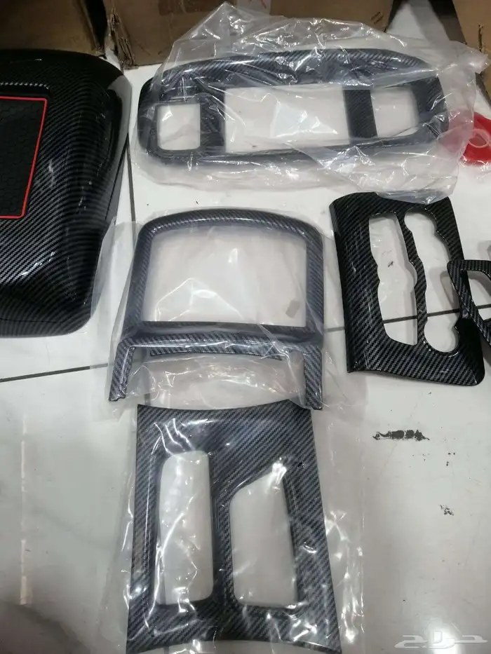 بكج كاربون فايبر دوج تشارجر 2015_2024 3