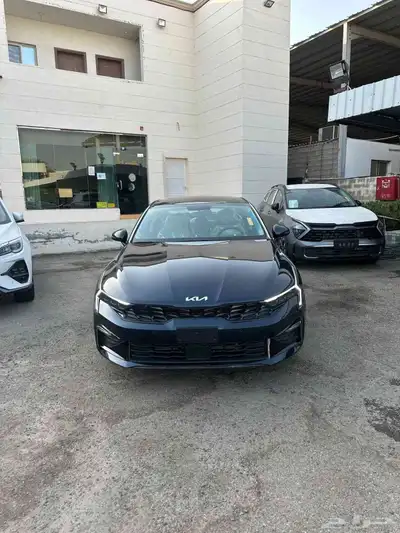 كيا K5 استاندر مطور 2025 4