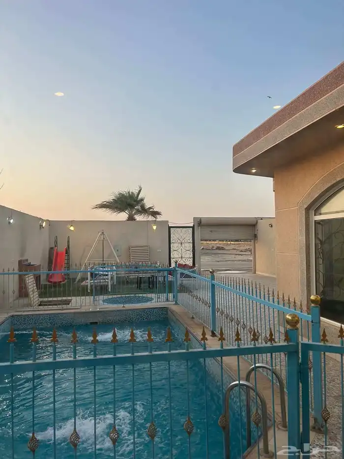 شاليهك الراقي في حي الرمال 3