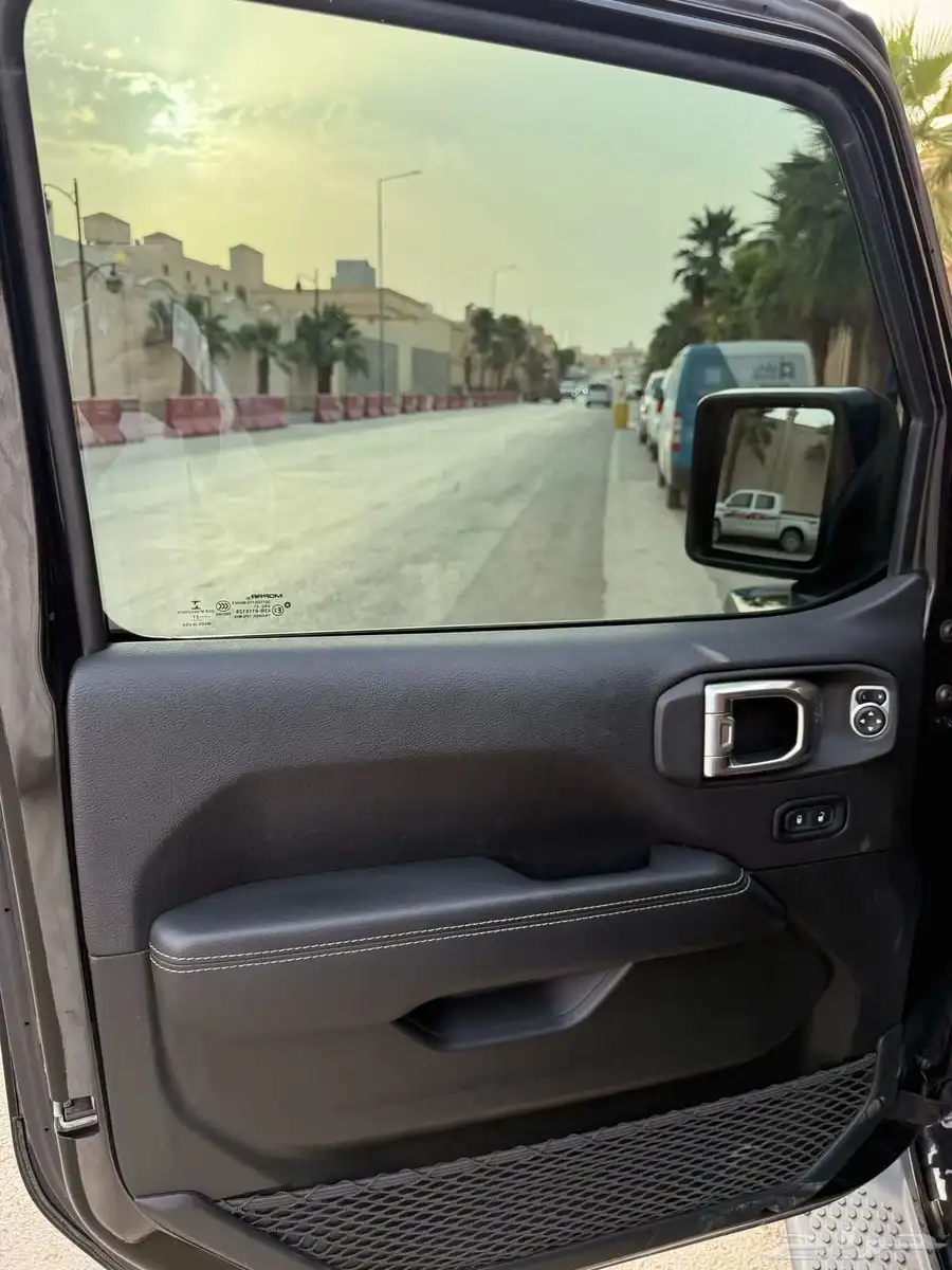 رانجلر صحاري 2021 V6 للبيع index