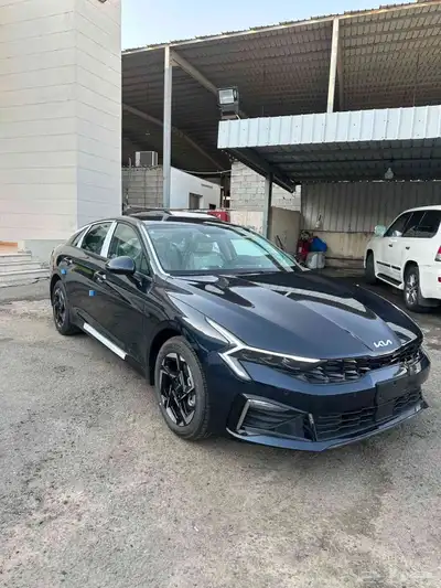 كيا K5 استاندر مطور 2025 2