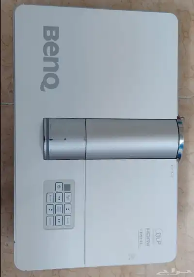 بروجكتر BenQ XGA SX920 -شبه جديد 3