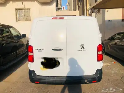 بيجو فان 2018 1
