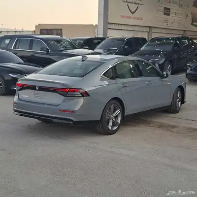 هوندا اكورد EX-L 2025 خليجي فل كامل السعر147الف شامل الضريبه 13