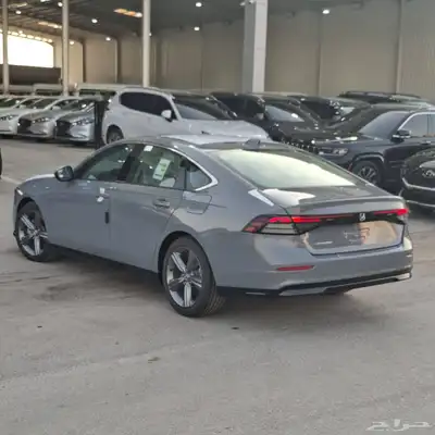 هوندا اكورد EX-L 2025 خليجي فل كامل السعر147الف شامل الضريبه 11