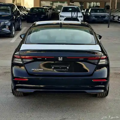 هوندا اكورد EX-L 2025 خليجي فل كامل السعر147الف شامل الضريبه 8