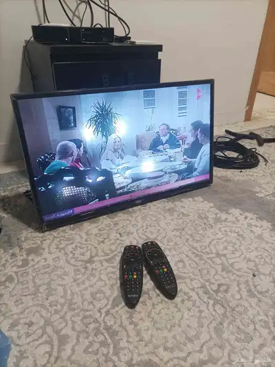 شاشه تليفزيون مع رسيفر وسلك دش للبيع 0