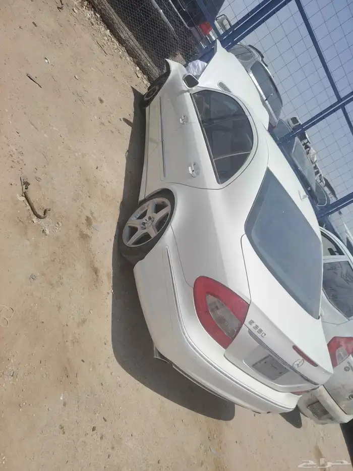 سياره مرسيدس قطع غيار تشليح 0