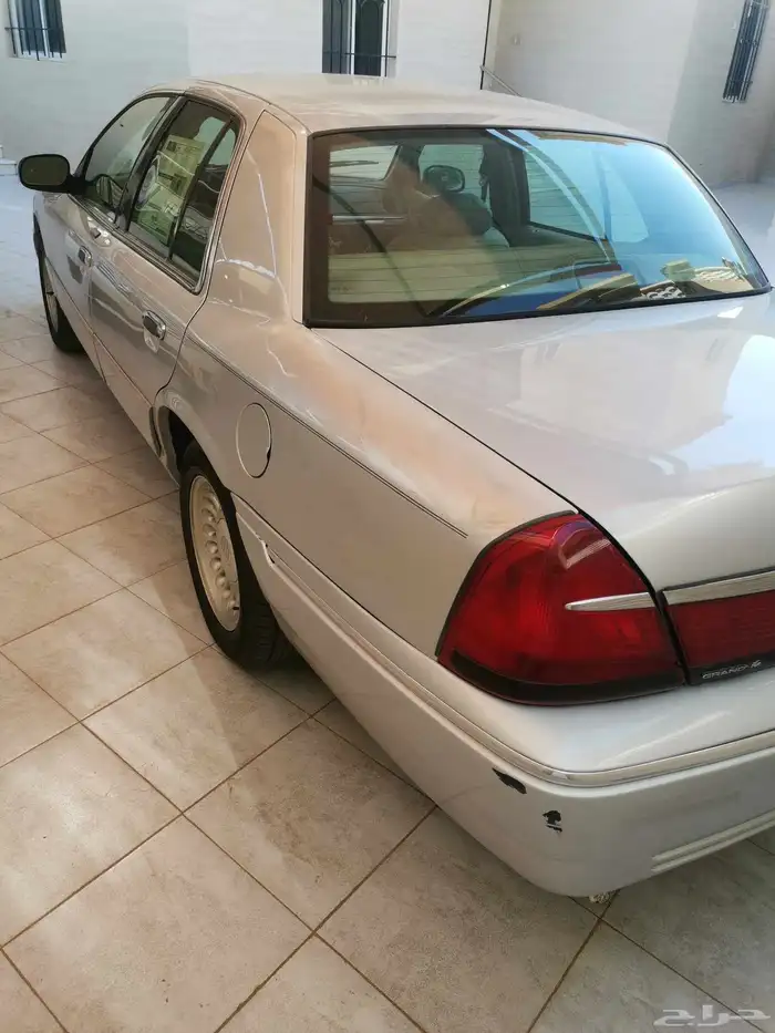 فورد ماركيز 1999 فل كامل نظيف بإذن الله 9