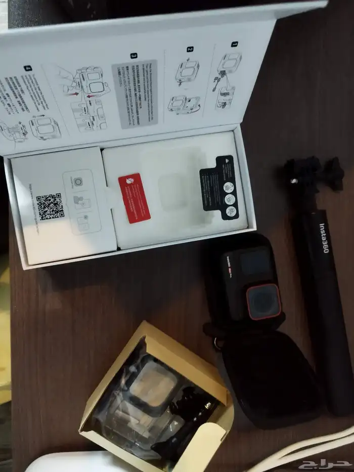 كاميرة insta360 ace pro شبه جديده 8K 1