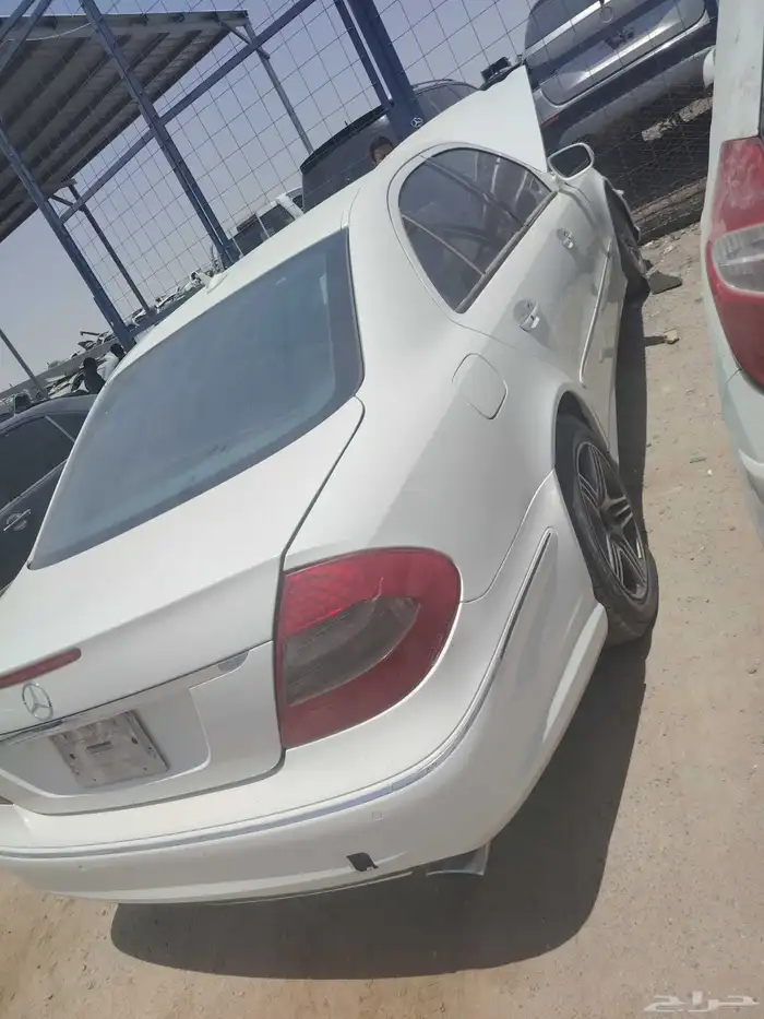 سياره مرسيدس قطع غيار تشليح 2