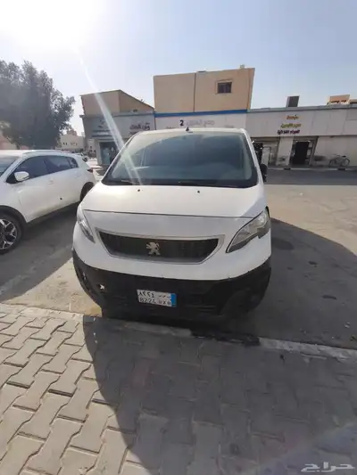 باص بيجو ديزل 2022 0
