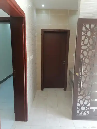 للبيع دور مساحته 310م بمخطط الرانوناء داخل حد الحرم 9