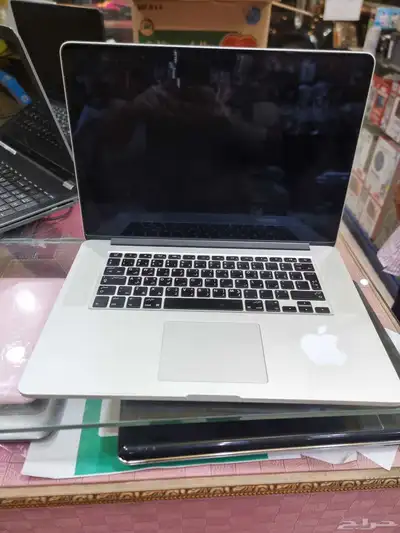 MacBook Core i7 1