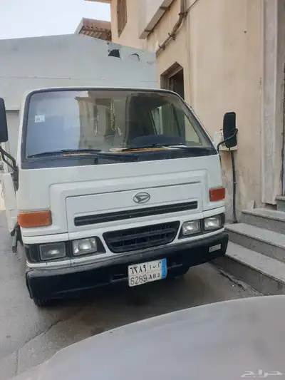 البيع ديناة دهستو على سوم السياره ما تشكو من شي حجم 12 5