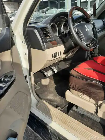 متسوبيشي باجيرو فل كامل 3800 موديل 2016 17