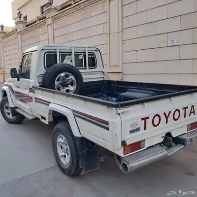 شاص اللون ابيض موديل 2016 سعودى 3