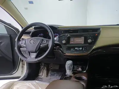 تويوتا افالون XLE 2015 11