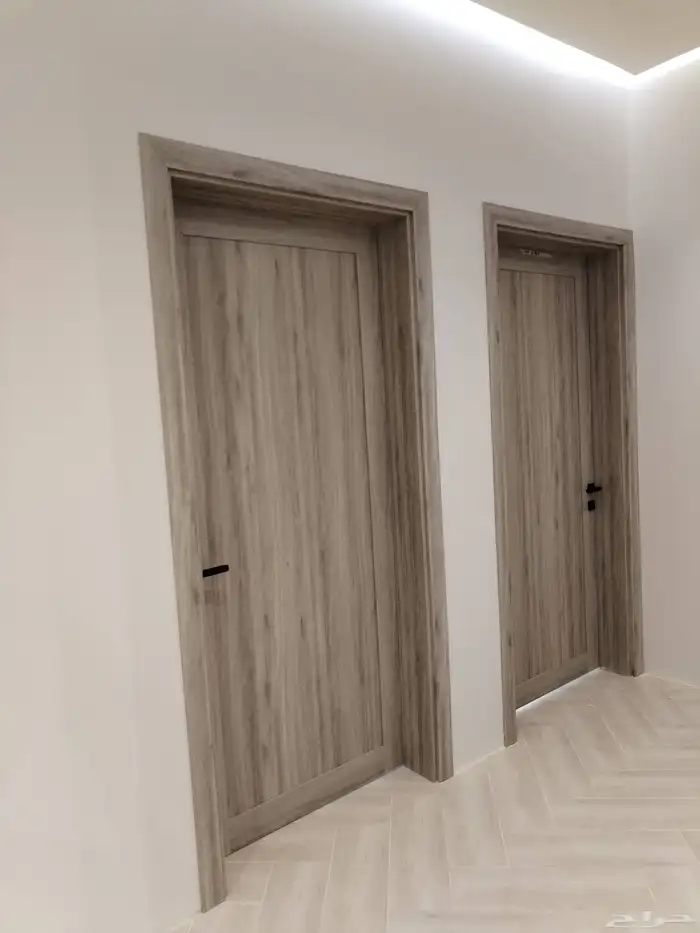 فني تركيب أبواب wpc موجود في الخرج الرياض 9
