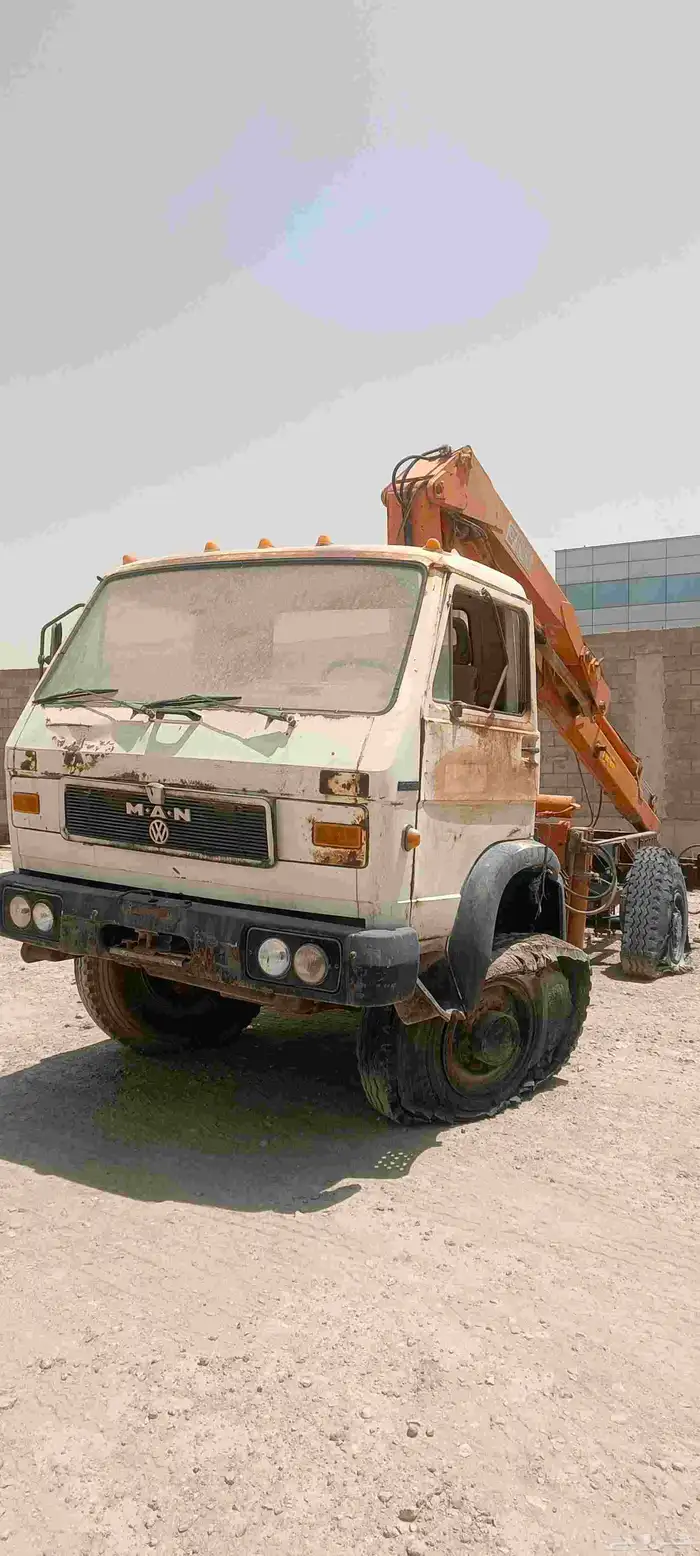 معدات ثقيله للبيع تشليح سطحات مارسيدس 16
