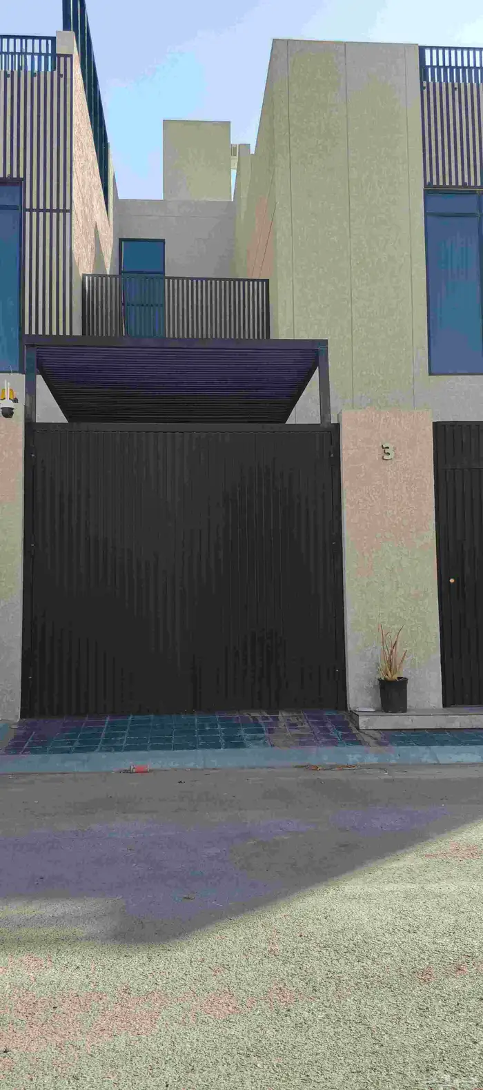 حداد ابوب شبكيك حديد زيجاج سكريت 0