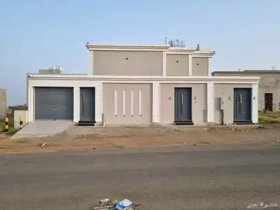 فيلا للبيع ( دور ارضي ) 0