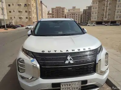 ميتسوبيشي اوت لاندر 2023 للتنازل 0