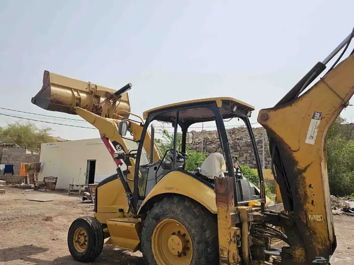 عرجاء (JCB) للبيع كتربيلر 422E 3