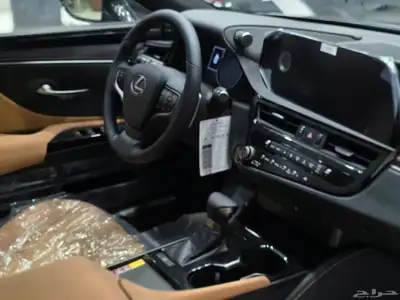 LEXUS ES250AA 2025 3