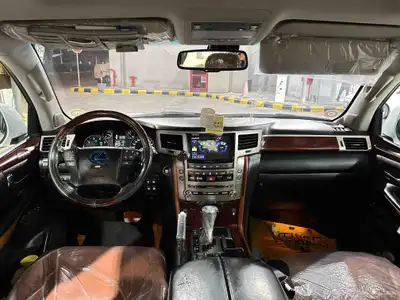 لكزس 570 8
