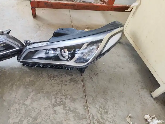 صدام وشمعات سوناتا 2016-2017 4