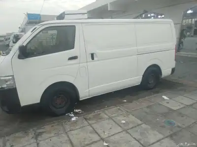 باص ديزل موديل 2015 شهر 10 ممشئ 325 الف قابل للزيادة مكينه ق 2