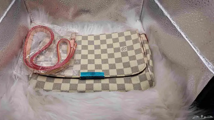 شنطة لويس فيتون Louis Vuitton 1