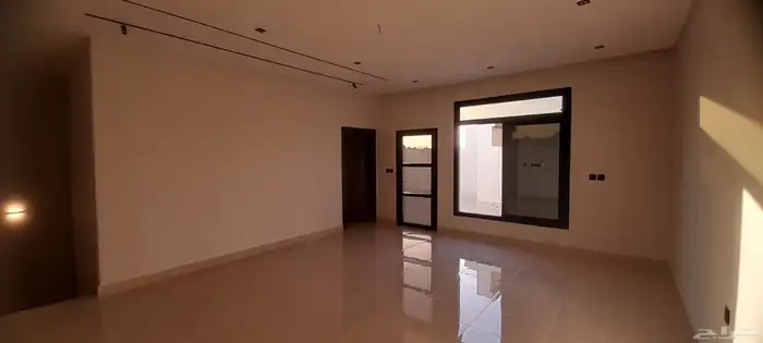 للبيع فيله 8