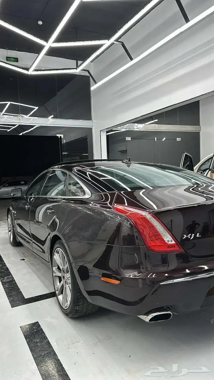 جاكوار XJL فل كامل غير مصدوم 5