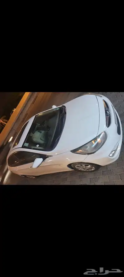 للبيع هونداي اكسنت موديل 2013 1