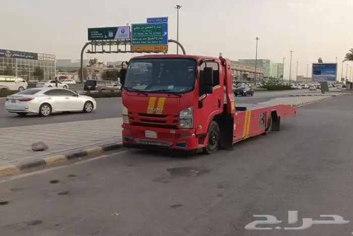 سطحه في الرمال وما حولها 0