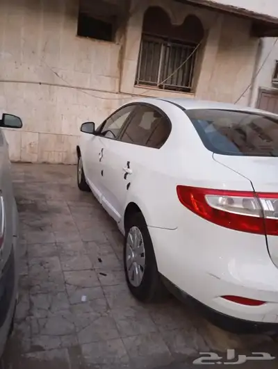 سياره رينو مجدد الفحص موديل 2012 0