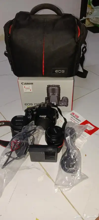 كاميرا كانون 250d 4