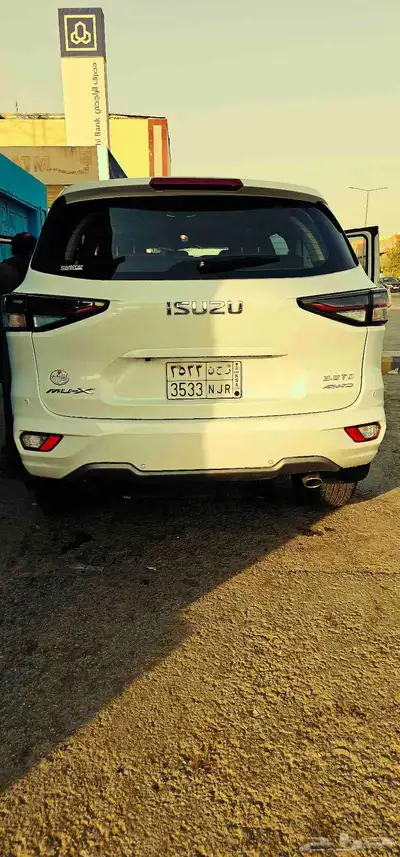 ايسوزو فل كامل دبل 2022 ب 75 الف 4