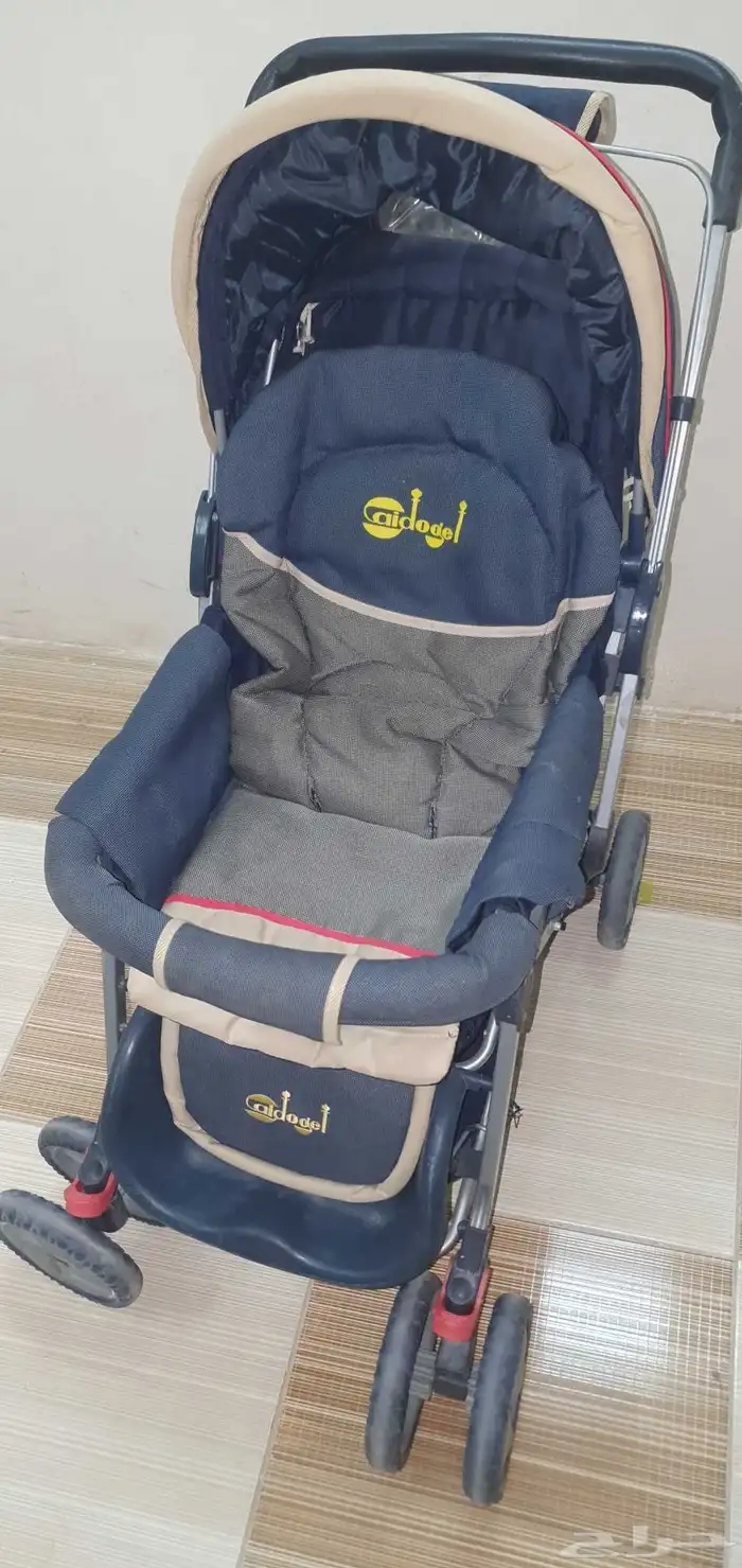 للبيع عربة اطفال 1