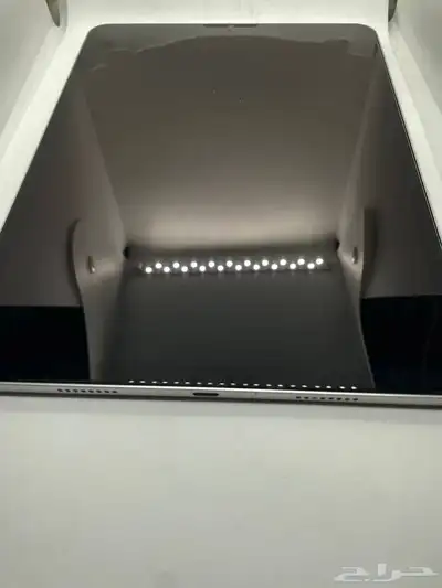 ايباد برو m2 1