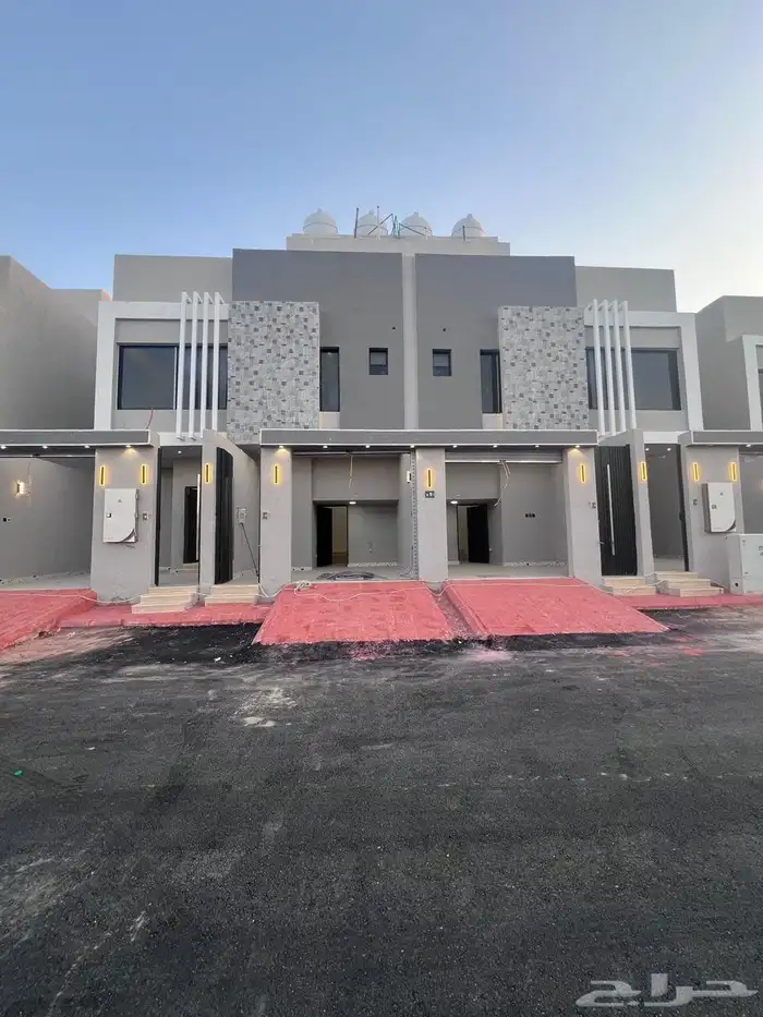 أدوار تاون هاوس للبيع دورين 595000 1