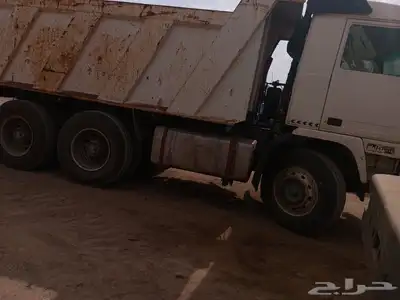 قلاب فولفو موديل 92 نظيف للبيع .فحص واستمارة مطوفة 1