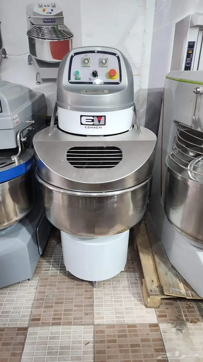 معدات ايطالي الصنع 1