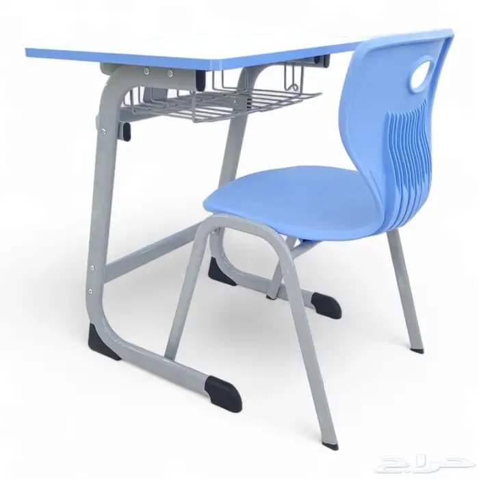 طاولة مدرسيه يوجد كميات 6